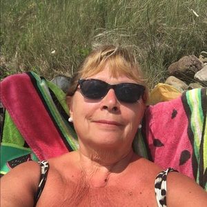 Meet your Posher, Valerie